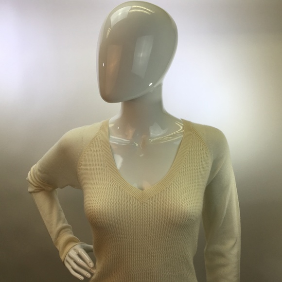 Loro Piana Cream White Cashmere Silk Blend Sweater - Picture 2 of 8